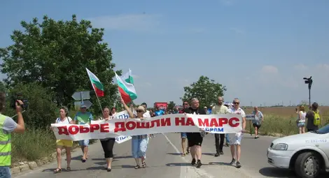 Протестиращи заплашиха, че ще затварят всяка събота пътя за Варна