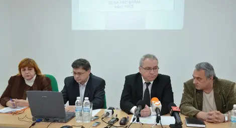 Данъчните разследват деца с мерцедеси S класа и скъпи имоти