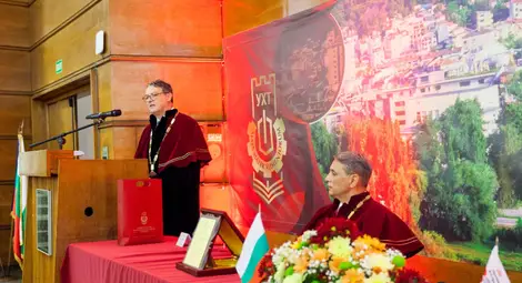 Генералният директор по лозата и виното Пау Рока стана &bdquo;Доктор хонорис кауза&ldquo; на УХТ