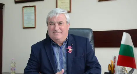 Валери Иванов: България се превърна в държава на сервитьорки, таксита и дребни търговци, нужна е промяна