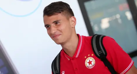 Футболистът в радара на &bdquo;драконите&ldquo; се извъртя за пътуване към Русе