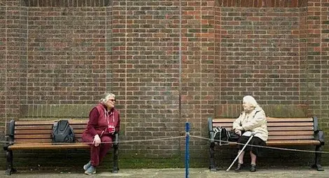 Ново проучване – социална дистанция поне до края на годината Ново проучване – социална дистанция поне до края на годината