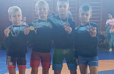 Децата на Сливо поле с успехи в борбата на два турнира