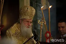 Патриарх Неофит: Владика Серафим е пример за чистота и праведен живот