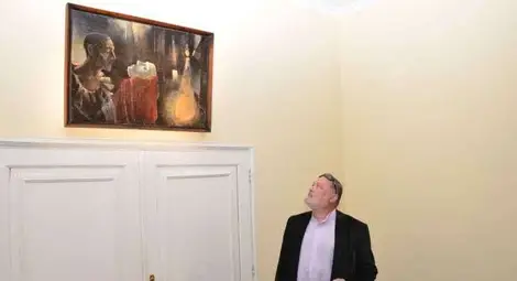 Диди Димчев сваля маската  пред залата с неговото име