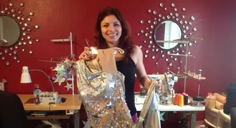 Момичето с щурите спортни дрехи, което направи Кейти Пери неотразима Момичето с щурите спортни дрехи, което направи Кейти Пери неотразима