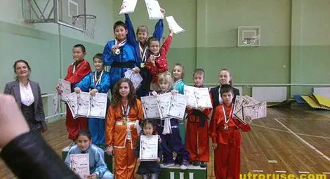 13 златни медала спечели клуб "Калагия" на държавното първенство по ушу за деца