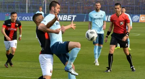 Мачът на &bdquo;Дунав&ldquo; срещу &bdquo;Септември&ldquo; ще е битка кой да хване &bdquo;Верея&ldquo; на бараж