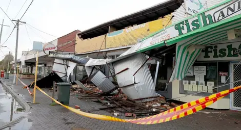 Австралия беше ударена от най-жестоката буря от 10 години насам Австралия беше ударена от най-жестоката буря от 10 години насам