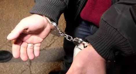 Задържаха извършител на банков обир с над 100 000 евро Задържаха извършител на банков обир с над 100 000 евро