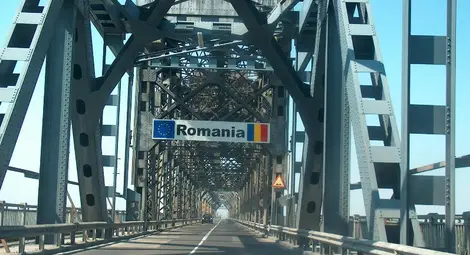 Румънските заплати изпреварват българските,  но работещите плащат повече осигуровки