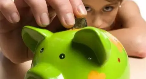 Ръст на депозитите и спад на кредитите през ноември