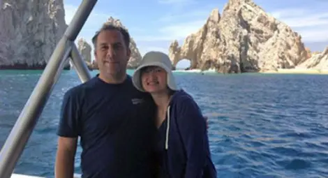 Милионер откри как да спаси света от бежанците