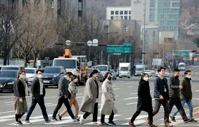 Първи случаи на коронавируса в Израел, Афганистан и Кувейт