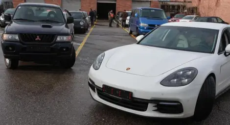 Запазването на стария номер на колата ще струва 100 лв.