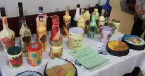 Ръчно изработени сувенири събраха 353 лева за „Добрия самарянин“