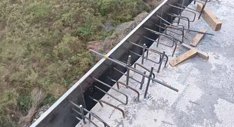 5,6 т тежи един стоманобетонен панел на Дунав мост при Русе