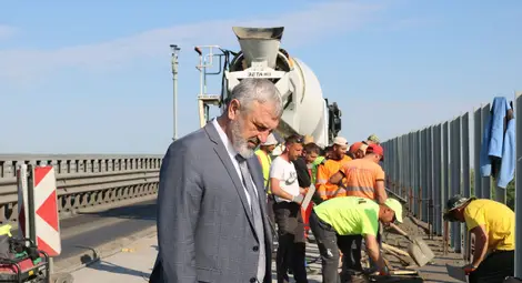 Над 20 000 леки автомобила преминаха през&nbsp;Дунав мост при Русе-Гюргево през последните четири почивни дни