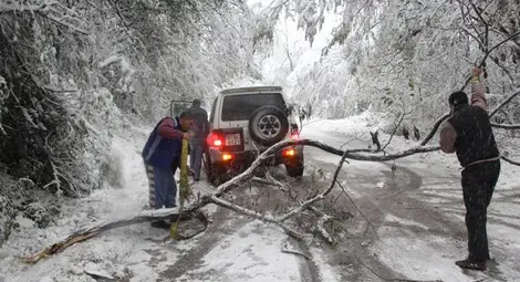 Нови две жертви на снежния ад