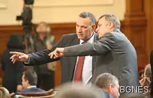 Данък лихва пада постепенно до 2017 година