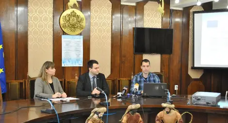 Русе избира девиз между три идеи