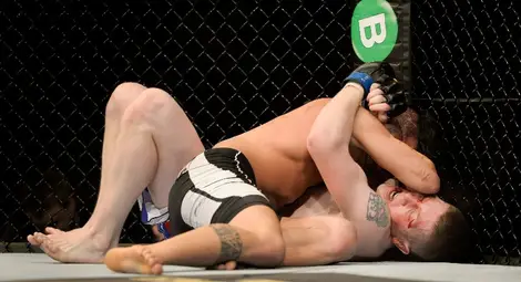 MMA бойци развяха победоносно българския флаг в Англия