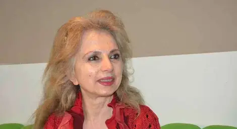 Отличничката Тони зарязва дисертация и става ликвидатор на селското стопанство