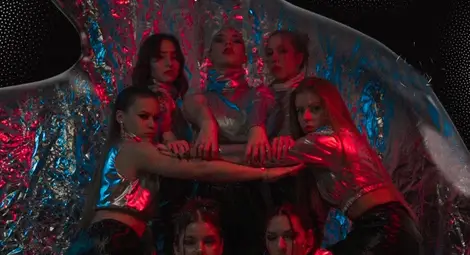 Най-голямото танцово училище разказва 4 години в един спектакъл - &bdquo;Безкрай&ldquo;