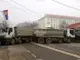 Сърбите в Северно Косово премахват барикадите, но не свалят регистрационните табели - ще се нормализира ли животът в Косово след блокадите, пита в. 