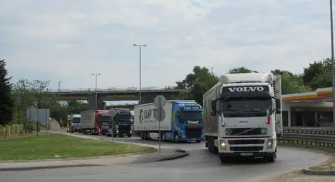 Протестиращите превозвачи: Ако властта не ни чуе, ще има неимоверно покачване на цените