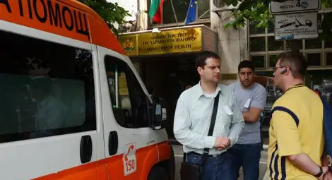 Предлагат 20% увеличение на заплатите в Спешната помощ