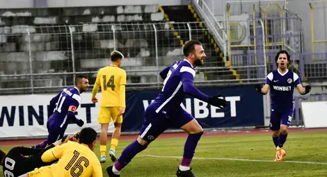 &bdquo;Болярско&ldquo; трио от Южна Америка излиза на Градския стадион в Русе