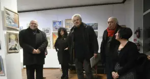 Тясна се оказа залата на „Борисова“ 6 за Дружеството на художниците