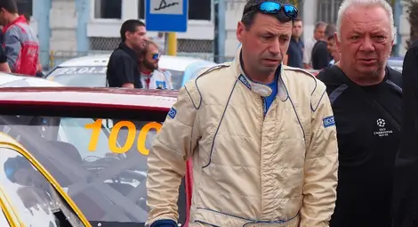 Състезатели от цялата страна изпратиха Тодор Славов в последния му път