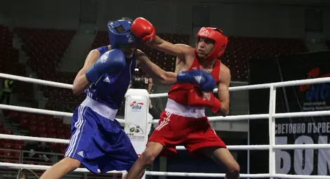 Започнахме с победа на Световното по бокс за младежи