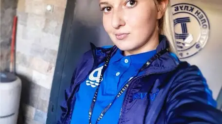 Ученичка от Спортното с треньорски лиценз от УЕФА