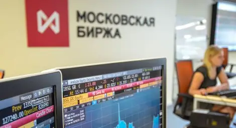 Руската валута рухна- едно евро вече се разменя за над 70 рубли Руската валута рухна- едно евро вече се разменя за над 70 рубли