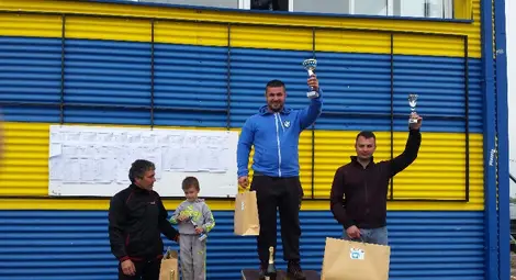 Братя Симеонови показаха кои са шефовете на първата БМВ къп Братя Симеонови показаха кои са шефовете на първата БМВ къп