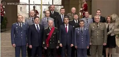 Росен Плевнелиев удостои с висше офицерско звание военнослужещи от Българската армия