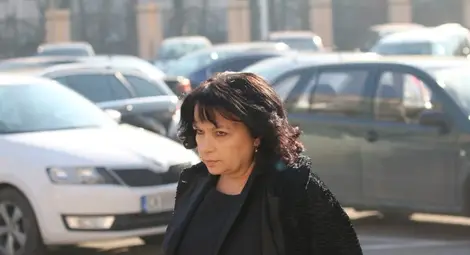 Теменужка Петкова: Правителството преговаря с &bdquo;Газпром&ldquo; за цената на газа