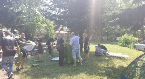 50 деца живяха два дни като рокерите