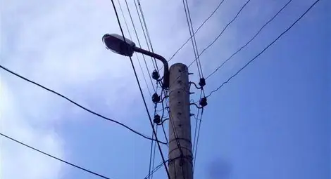 Крадци оставиха Красен без ток