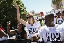 Първи случай на предаване на ХИВ вируса от жена на жена Първи случай на предаване на ХИВ вируса от жена на жена