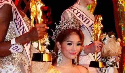 Травестит стана Мис Международна кралица