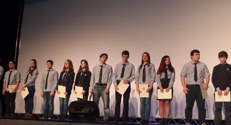 Наградиха 13 изявени ученици за патронния празник на МГ