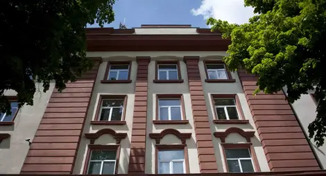 Адвокати, нотариуси и ЧСИ-та – дарили почти 100 000 лв. на независимия Софийския районен съд Адвокати, нотариуси и ЧСИ-та – дарили почти 100 000 лв. на независимия Софийския районен съд