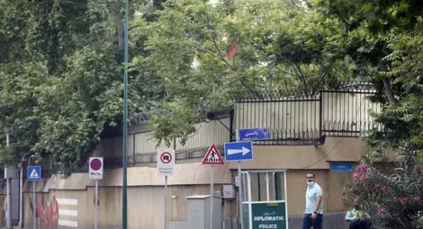 Швейцарски дипломат падна от 17-я етаж в Техеран Швейцарски дипломат падна от 17-я етаж в Техеран