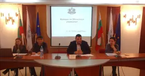 Фейсбук помага за популяризиране на областната администрация