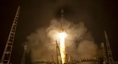 Космическият кораб "Союз ТМА-16М" се скачи успешно с МКС