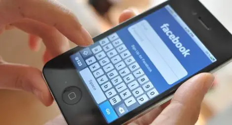 Новите цени на роуминга: 15 минути във Фейсбук срещу левче